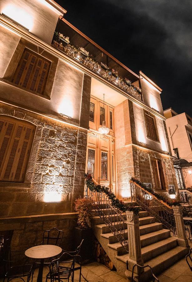 Vila Ekrem Корча Екстериор снимка